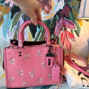 Preloved COACH Rogue 25 Floral Pink Leather 2way Handbag/Tote Bag 26836 Charm
